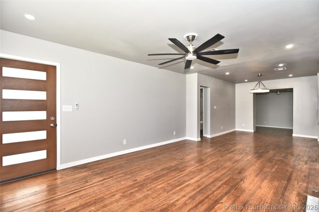 2104 N Boston Place, Tulsa, OK 74106