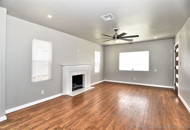 2104 N Boston Place, Tulsa, OK 74106