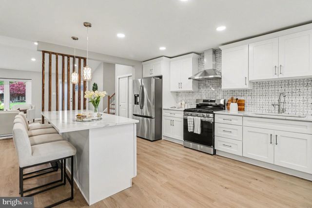 7804 LOUISE LN, Wyndmoor, PA 19038