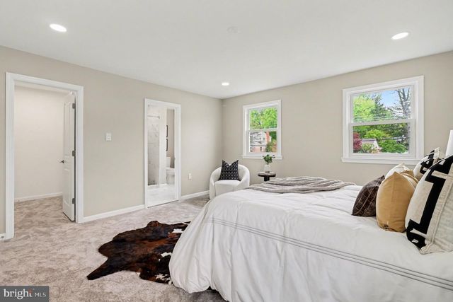 7804 LOUISE LN, Wyndmoor, PA 19038