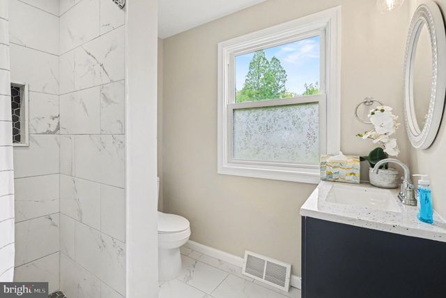 7804 LOUISE LN, Wyndmoor, PA 19038