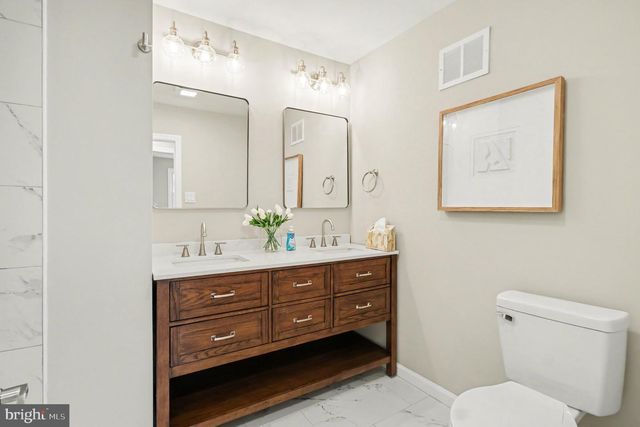 7804 LOUISE LN, Wyndmoor, PA 19038