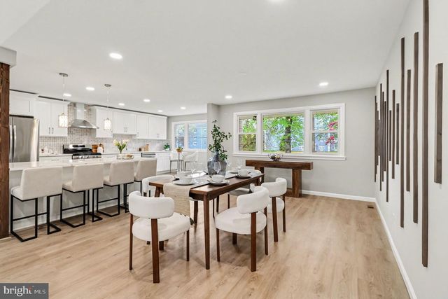 7804 LOUISE LN, Wyndmoor, PA 19038