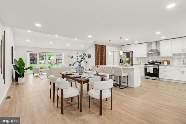 7804 LOUISE LN, Wyndmoor, PA 19038