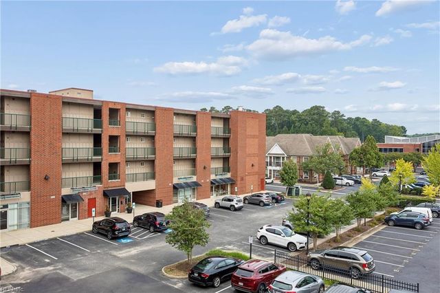 230 Nat Turner Blvd S Apt 3013, Newport News, VA 23606