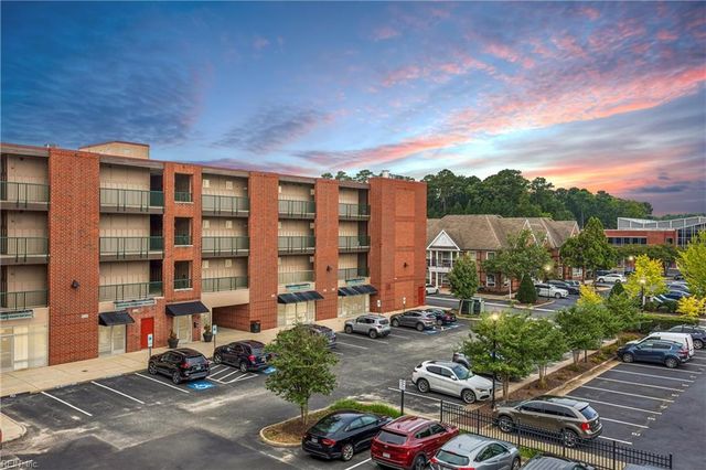 230 Nat Turner Blvd S Apt 3013, Newport News, VA 23606