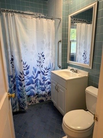104 Greaton Road 1, Boston, MA 02132