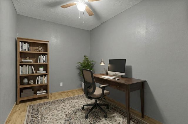 2611 Hawthorn Mill Lane, Houston, TX 77038