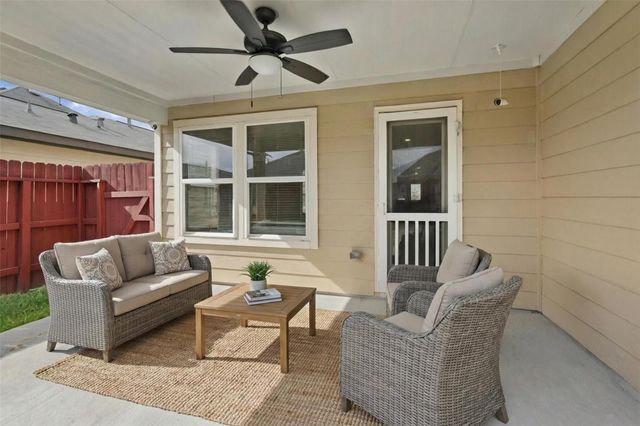 2611 Hawthorn Mill Lane, Houston, TX 77038
