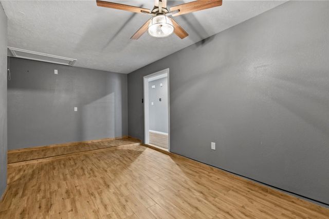 2611 Hawthorn Mill Lane, Houston, TX 77038