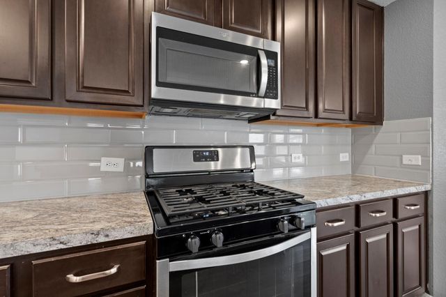 2611 Hawthorn Mill Lane, Houston, TX 77038
