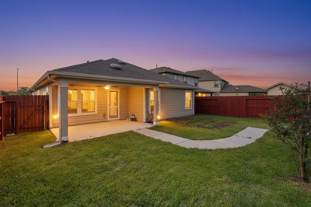2611 Hawthorn Mill Lane, Houston, TX 77038