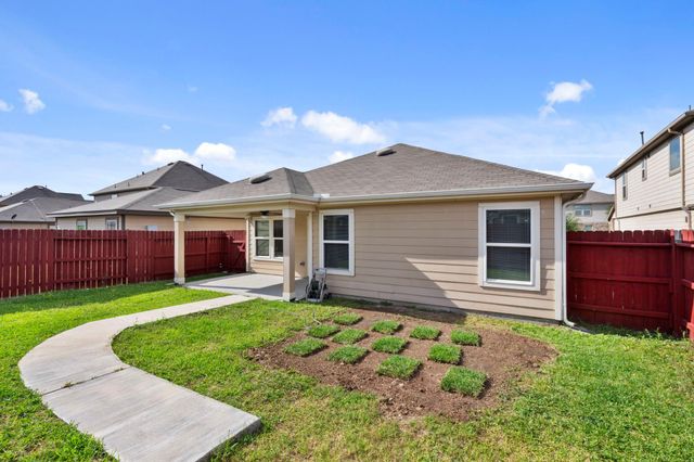 2611 Hawthorn Mill Lane, Houston, TX 77038