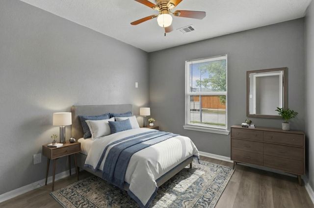 2611 Hawthorn Mill Lane, Houston, TX 77038