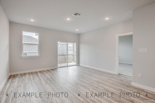 2125 Maestro Drive, Seguin, TX 78155