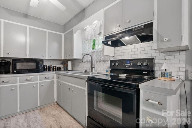 2881 Highline Avenue, Valdese, NC 28690
