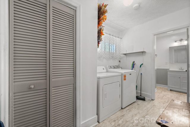2881 Highline Avenue, Valdese, NC 28690