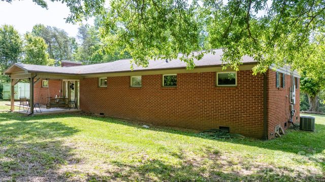 2881 Highline Avenue, Valdese, NC 28690