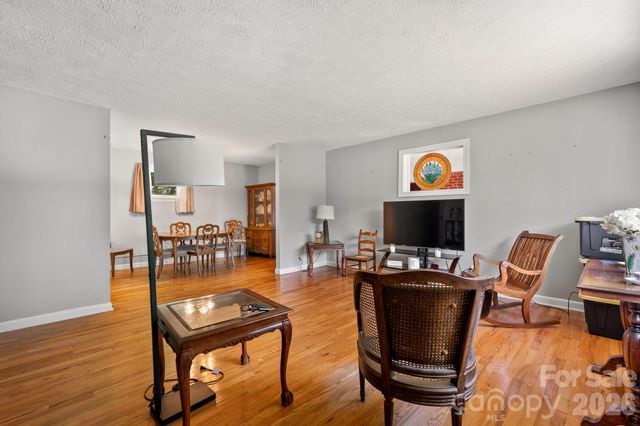 2881 Highline Avenue, Valdese, NC 28690
