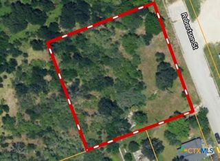 2000 Robertson Street, Gonzales, TX 78629
