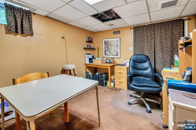 22 Chestnut, Bloomingdale, NJ 07403