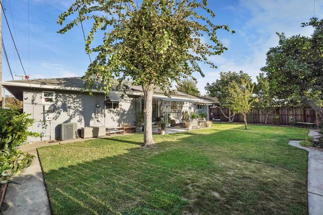 541 S Rose St, Lodi, CA 95240