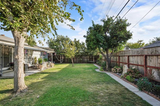 541 S Rose St, Lodi, CA 95240