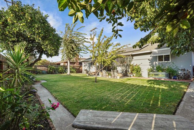 541 S Rose St, Lodi, CA 95240