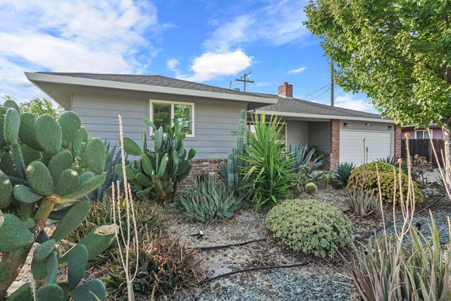 541 S Rose St, Lodi, CA 95240