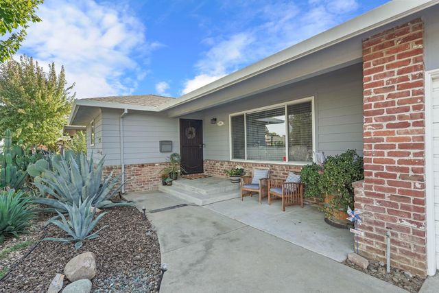 541 S Rose St, Lodi, CA 95240
