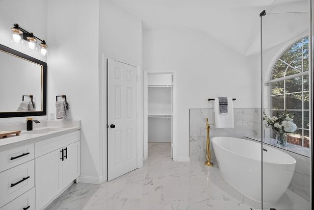 11633 Wild Pear Lane, Fort Worth, TX 76244