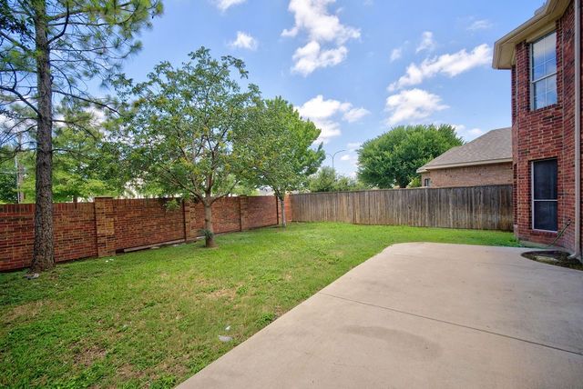 11633 Wild Pear Lane, Fort Worth, TX 76244