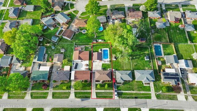 2005 White Oak Ln, Louisville, KY 40216