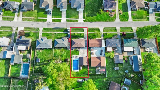 2005 White Oak Ln, Louisville, KY 40216