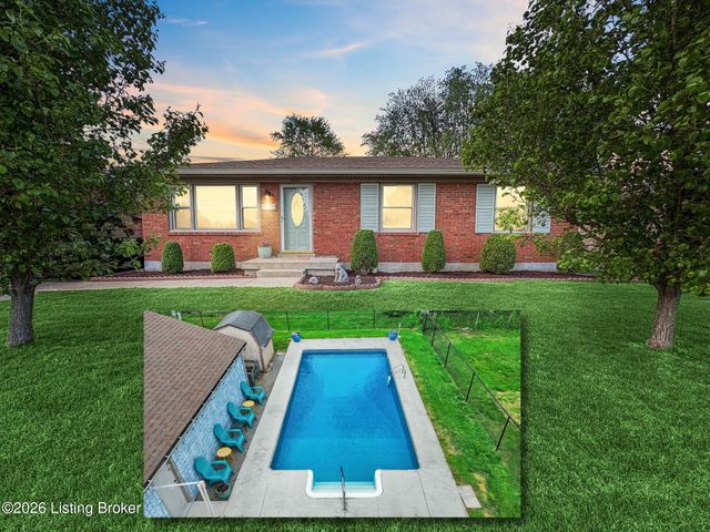 2005 White Oak Ln, Louisville, KY 40216