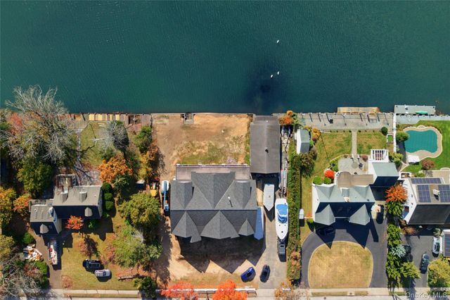 4530 Merrick Road, Massapequa, NY 11758