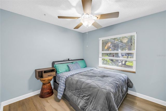 6821 N CIRCLE CREEK DR, Pinellas Park, FL 33781