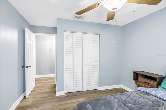 6821 N CIRCLE CREEK DR, Pinellas Park, FL 33781