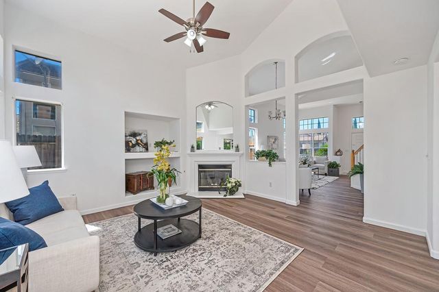 7828 Calzada Way, Elk Grove, CA 95758