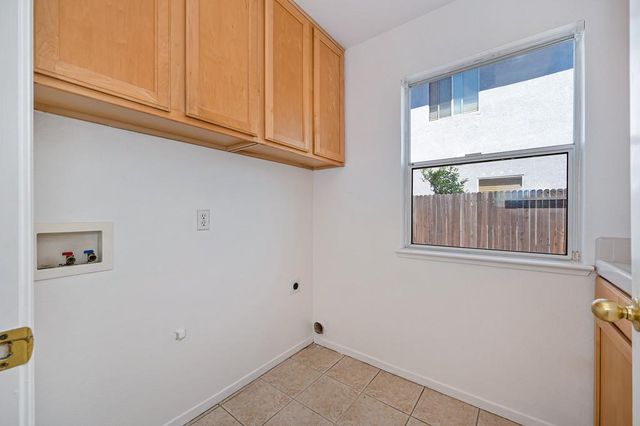 7828 Calzada Way, Elk Grove, CA 95758