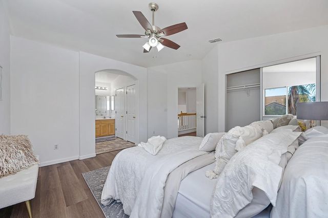 7828 Calzada Way, Elk Grove, CA 95758