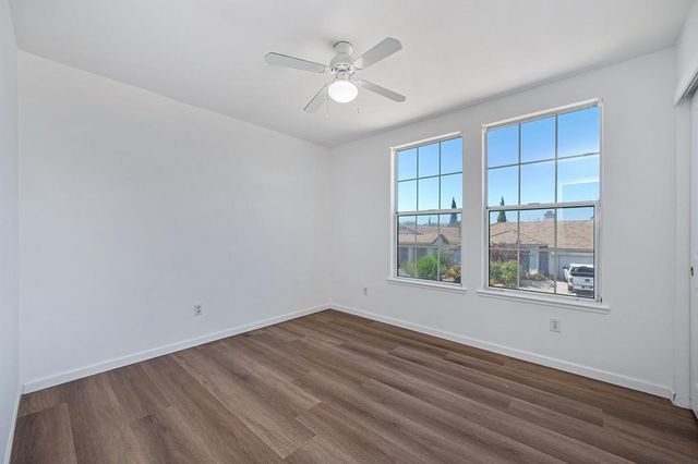 7828 Calzada Way, Elk Grove, CA 95758