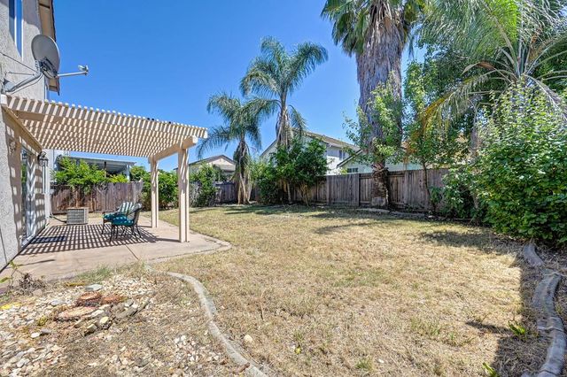 7828 Calzada Way, Elk Grove, CA 95758