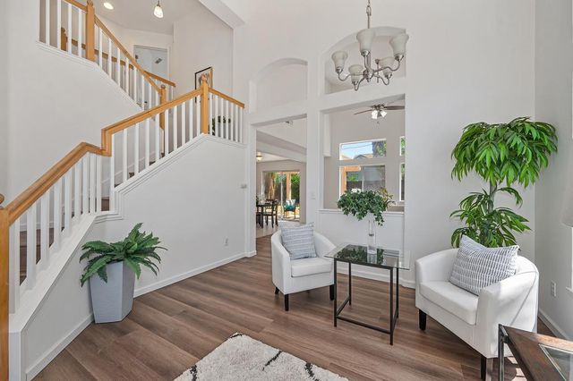 7828 Calzada Way, Elk Grove, CA 95758