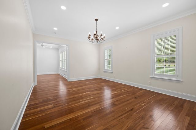 808 N Main St, Mount Pleasant, TN 38474