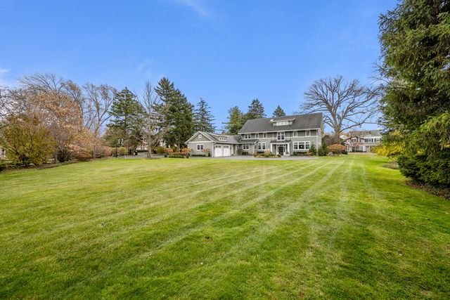 140 Birch Street, Winnetka, IL 60093