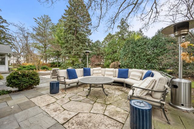 140 Birch Street, Winnetka, IL 60093