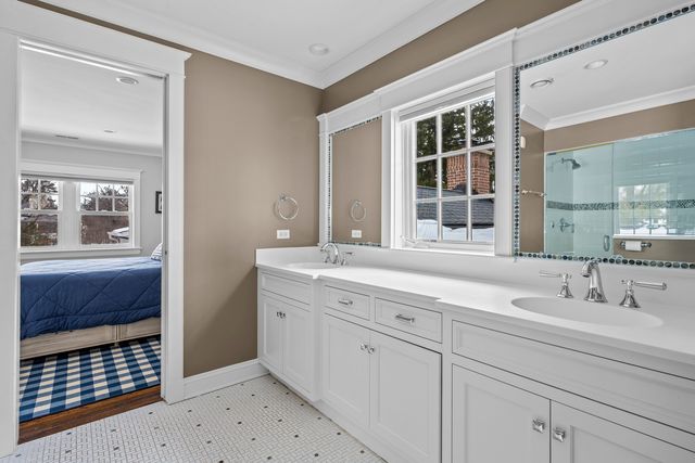 140 Birch Street, Winnetka, IL 60093