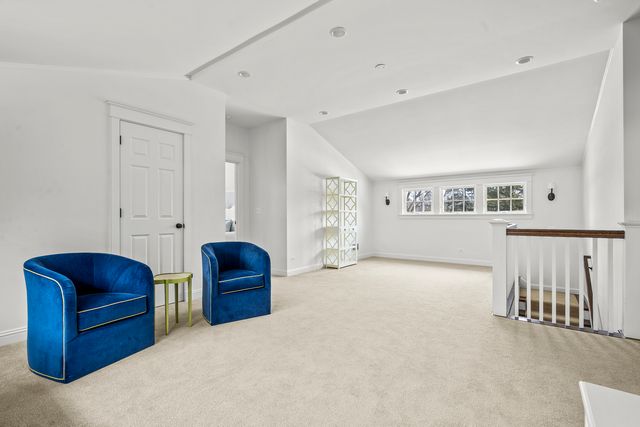 140 Birch Street, Winnetka, IL 60093