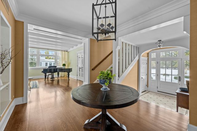 140 Birch Street, Winnetka, IL 60093